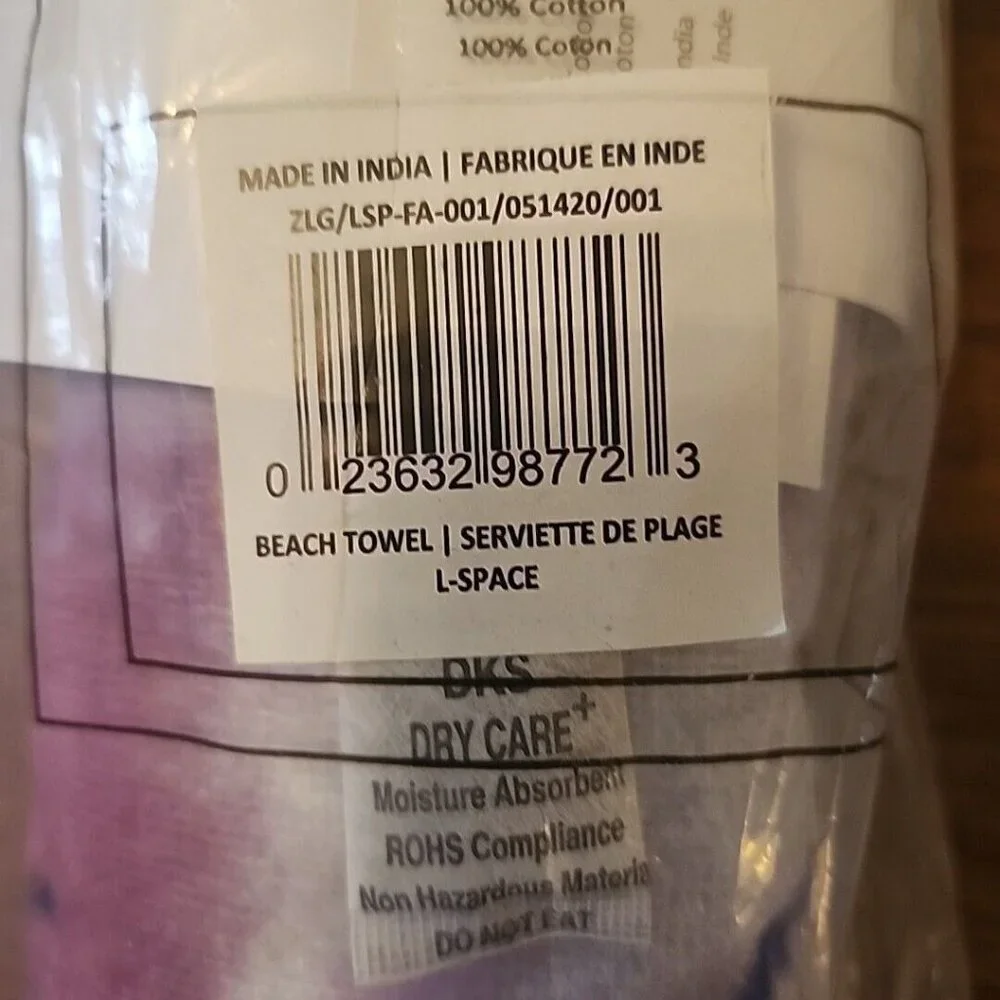 L Space Tie Dye Beach Towel Fringed Brand NEW in Package FabFitFun 68